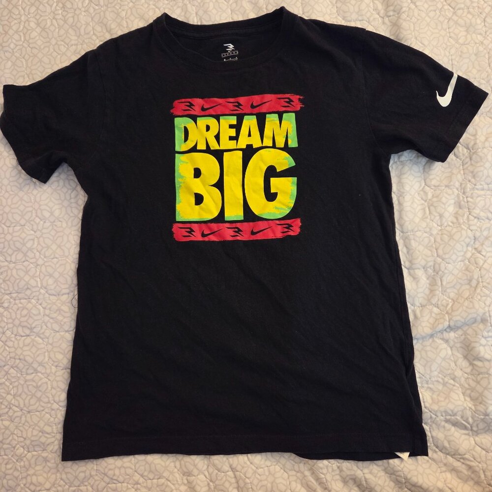 Boys Nike tee